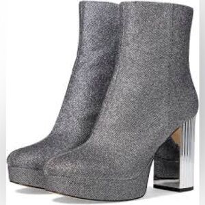 MICHAEL Michael Kors
Porter Metallic Silver Platform Booties
 Heels & Pumps